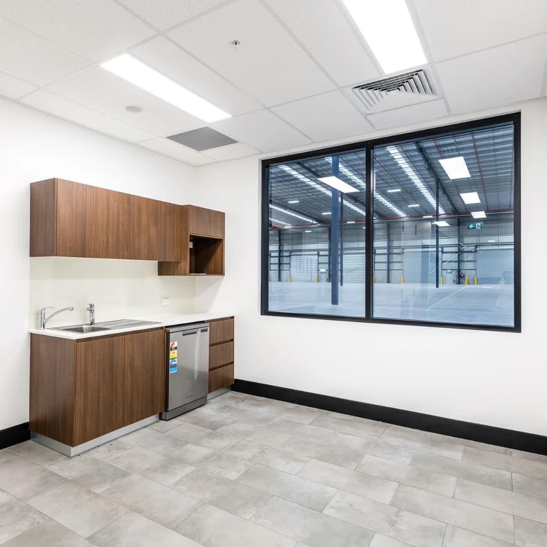 Offices and Distribution Center Fit-out in Brisbane by YJ Linings